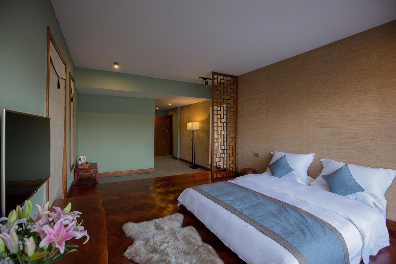 Walden Lugu Lake Zen Retreat 닝랑 외부 사진