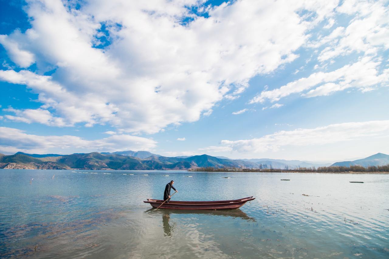 Walden Lugu Lake Zen Retreat 닝랑 외부 사진